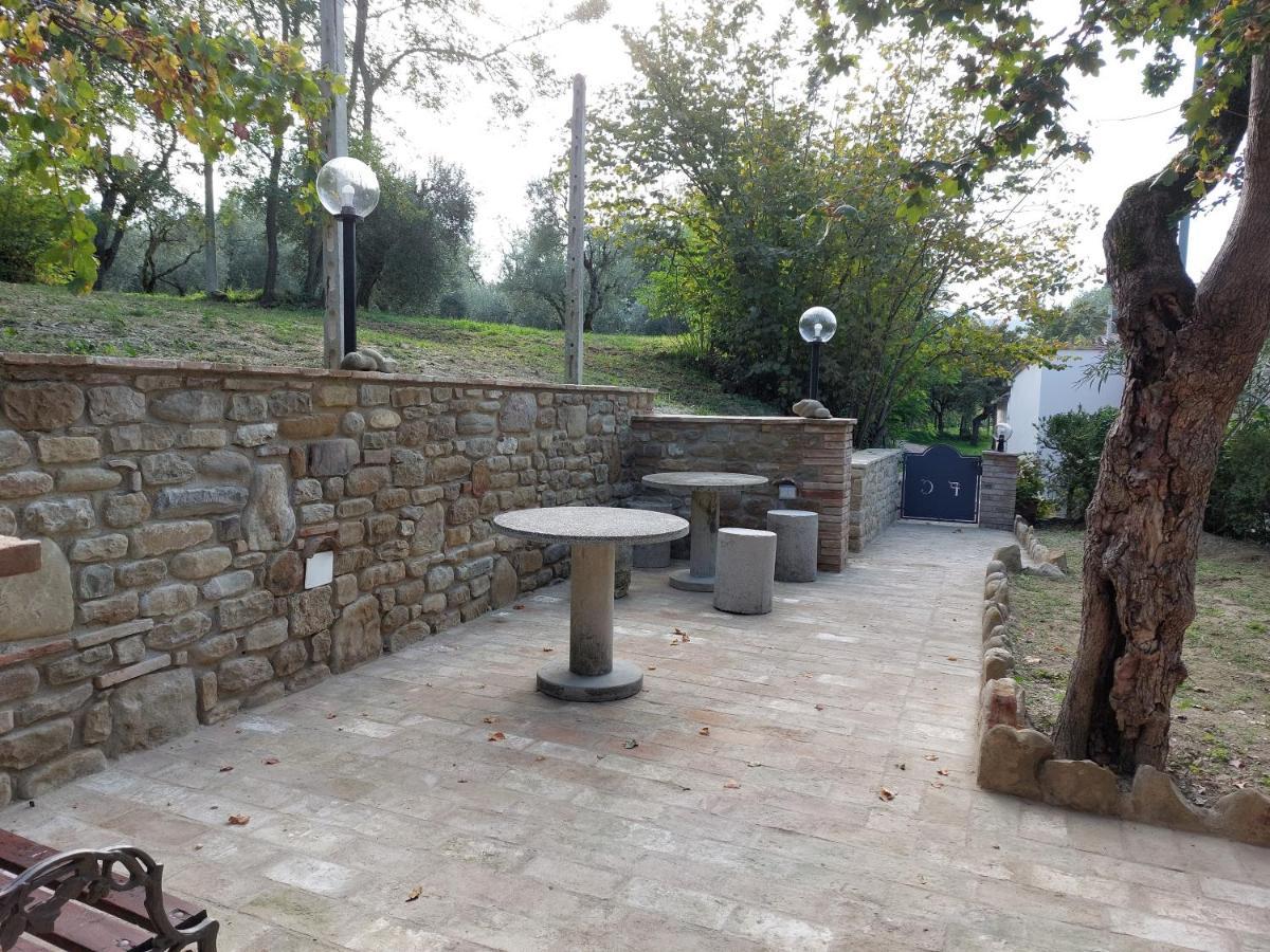 B&B Carboni Penna San Giovanni Екстериор снимка