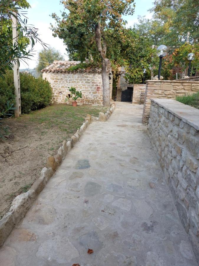 B&B Carboni Penna San Giovanni Екстериор снимка