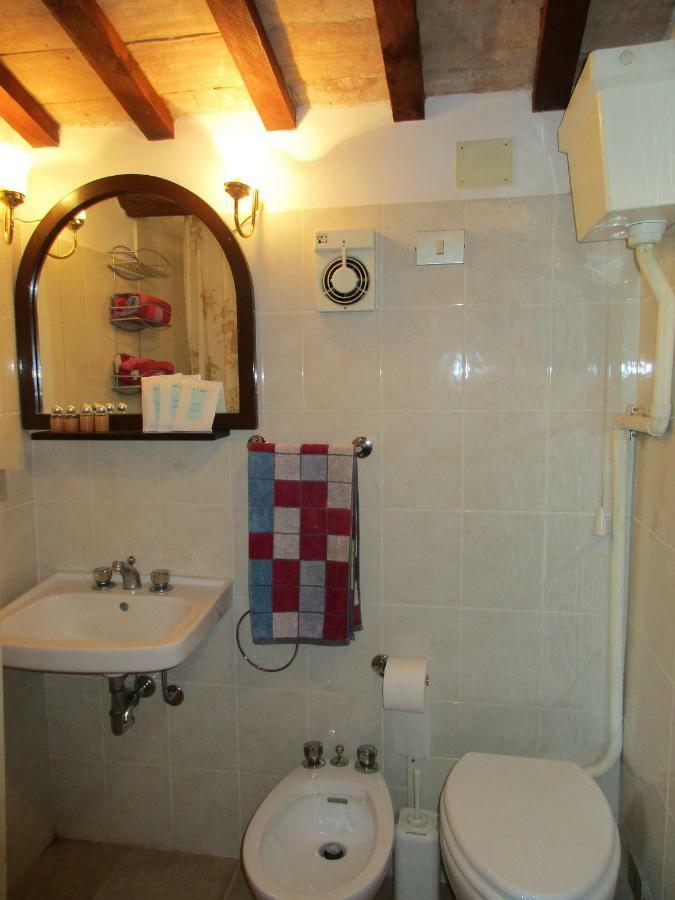 B&B Carboni Penna San Giovanni Екстериор снимка